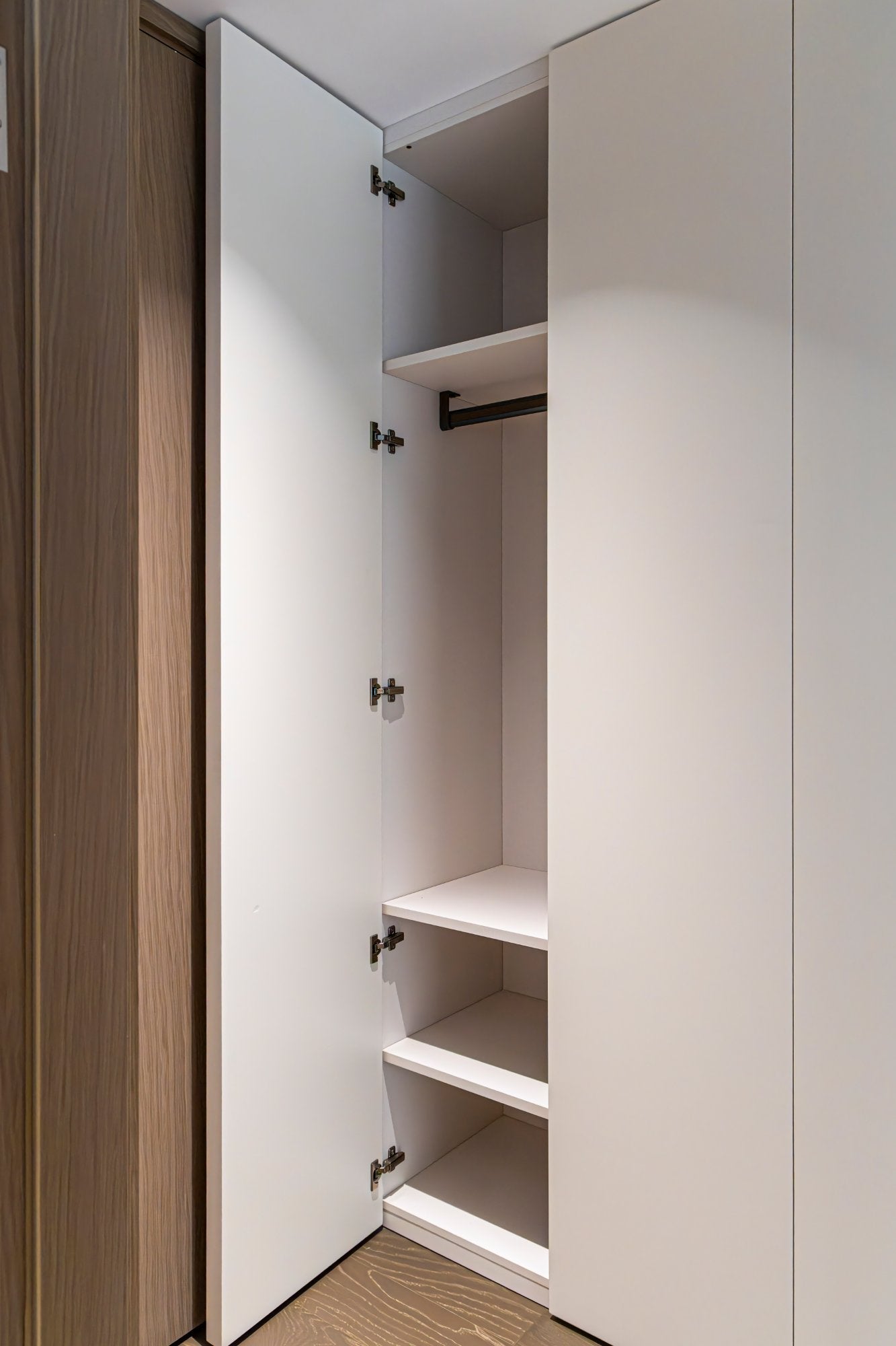 Premium Closet Systems Singapore | Transform Your Space