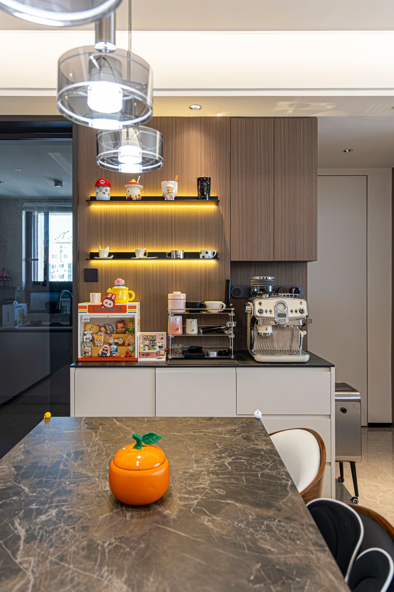 Flawless Custom Cabinetry: Installation Pitfalls Avoided