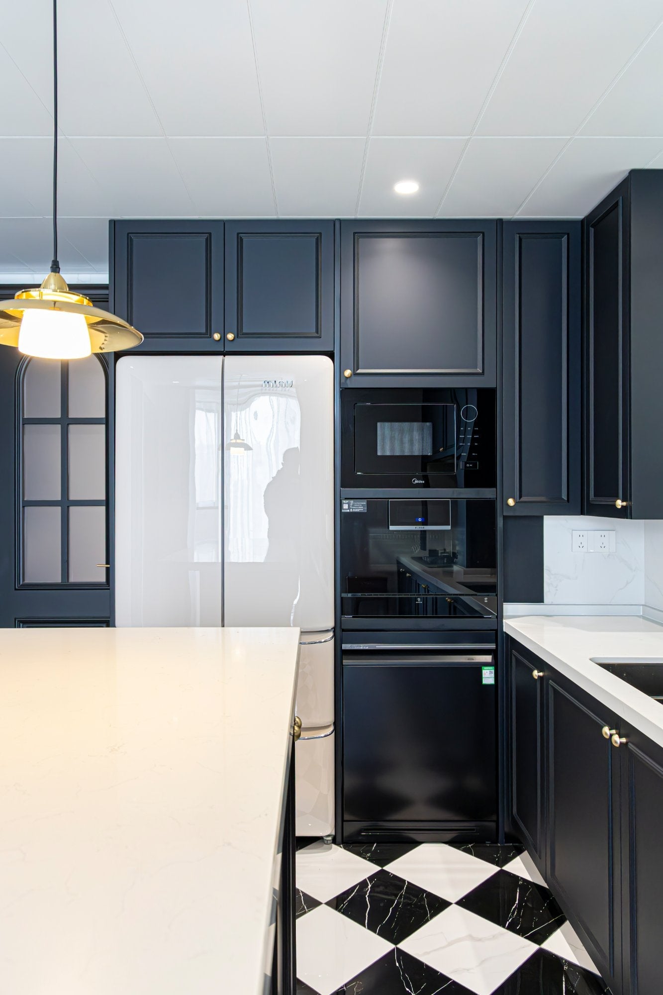 Luxury Kitchen Cabinet Design in Singapore: The 2026 Expert Guide