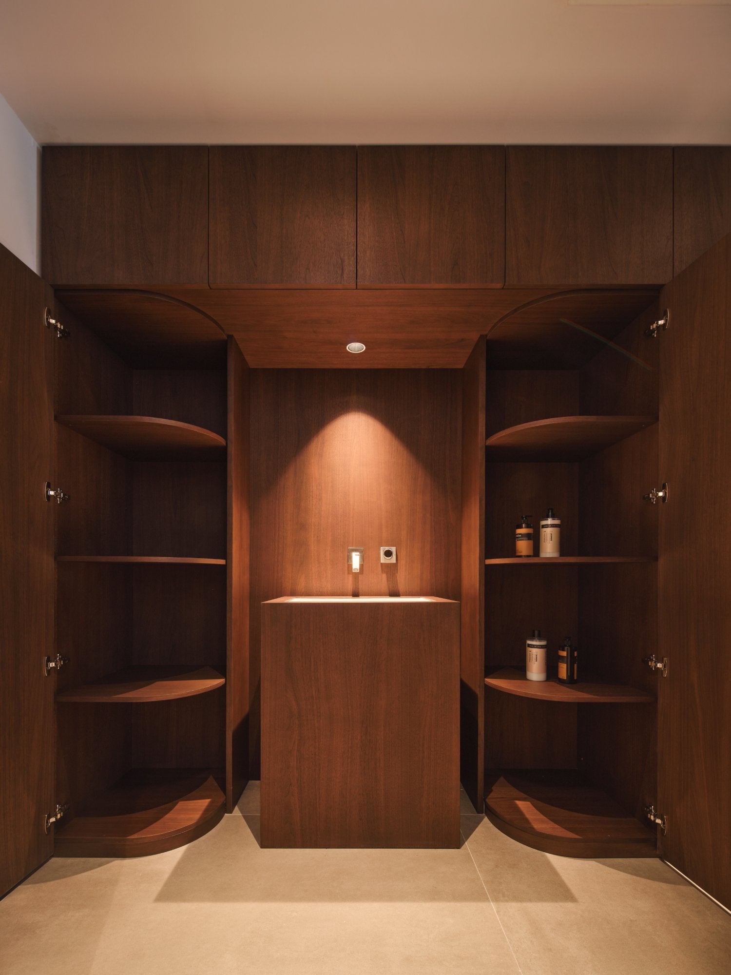 Visit the MRETTY Singapore Showroom & Take Charge of Your Whole-Home Custom Design